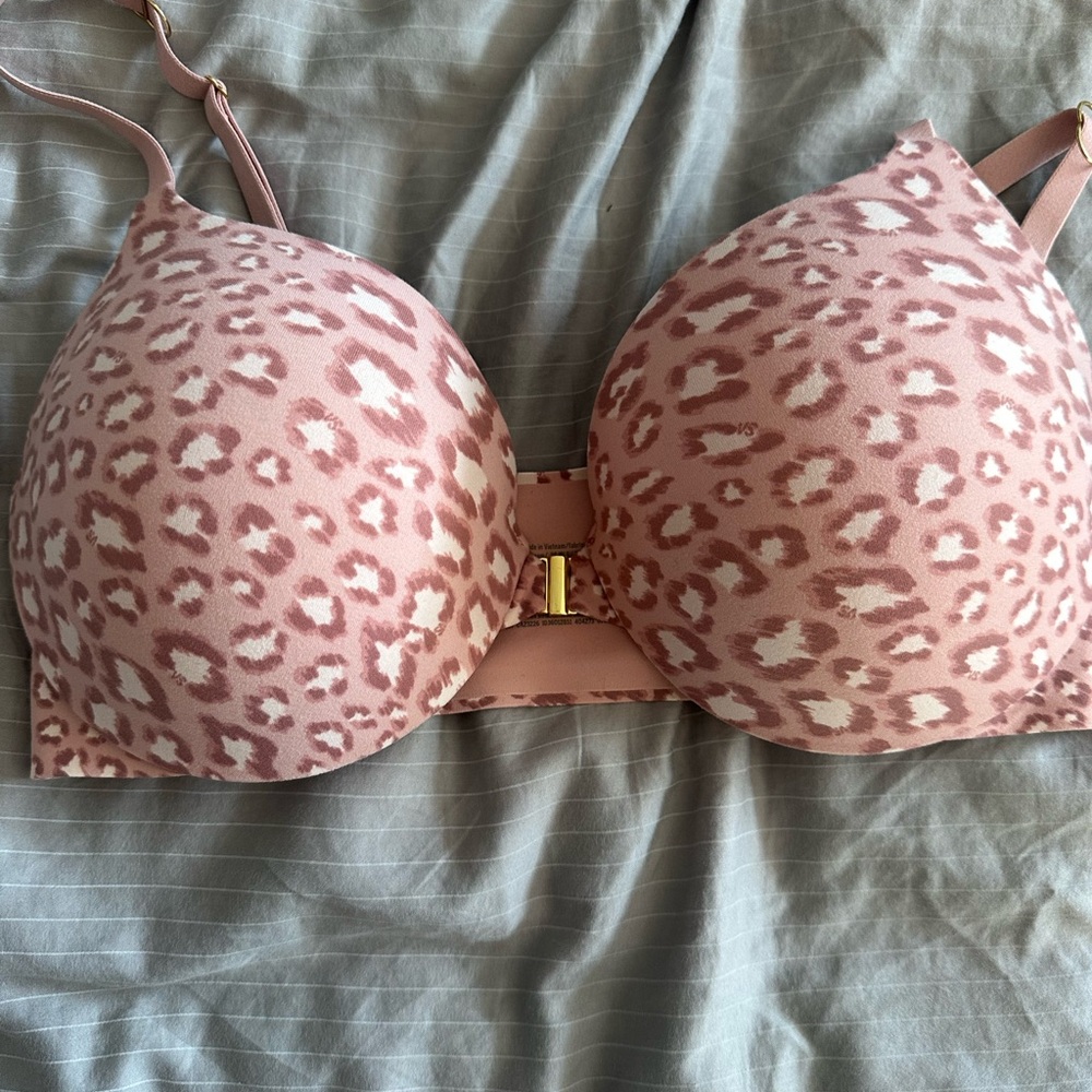 Victoria's Secret Pink Leopard Bra